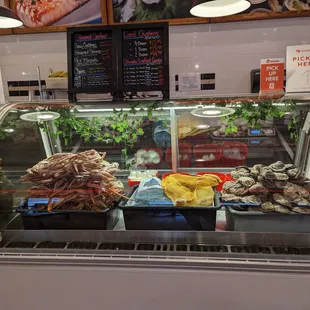 Menu / happy hour / interior as of Jan 2023