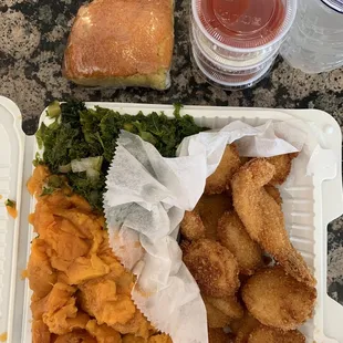 food, bbq wings, fried chicken wings, chicken wings and fried chicken, poultry, chicken wings, chicken, bbq chicken, fried chicken