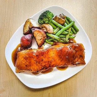 grilled seafood, grilled fish, fish, food, seafood