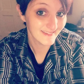 Suzi L.