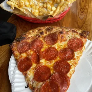 Pepperoni slice with cheese fries