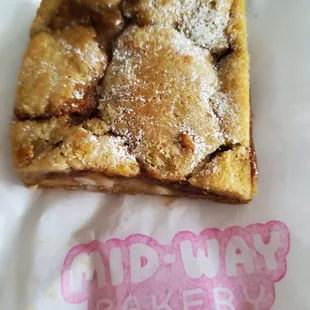 Pecan Blondie