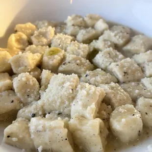 Cacio E Pepe Gnocchi