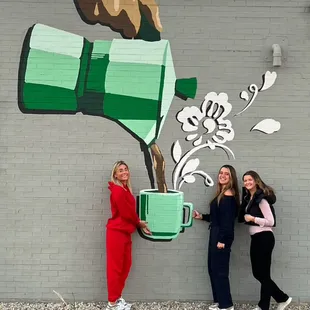 Come take a pic with our mural, get posted on our IG!!!