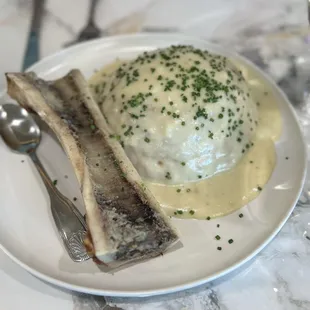 Bone marrow biscuits and gravy