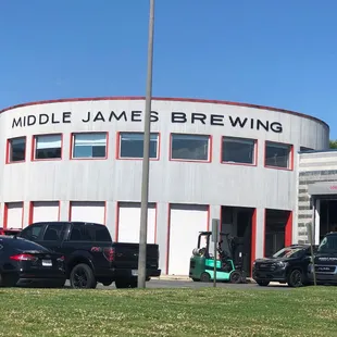 Middle James Brewing.