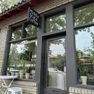 Coffee shop in Highlands.