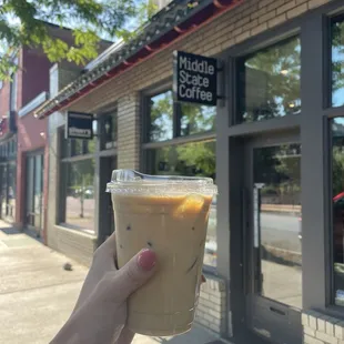 Vanilla oat milk latte
