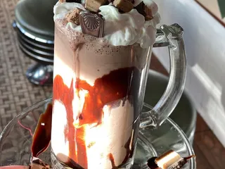 Rhonda’s Emerald Diner