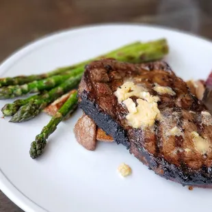 Rib eye. Asked for medium rare but it was served medium well.