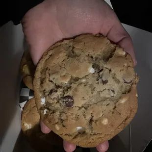 S&apos;mores cookie