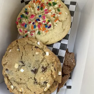 6 cookies for $12