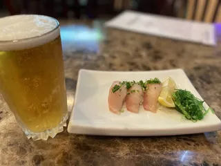 Fuji Roll & Sushi