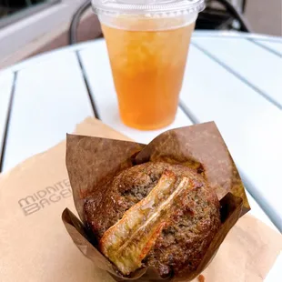Iced tea banana muffin