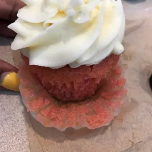 Strawberry cupcake with vanilla icing