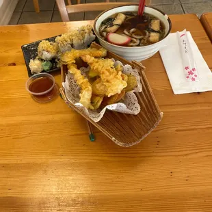 Udon noodles - Mixed Tempura - Crunch Roll