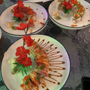 The three specialty rolls that we ordered.