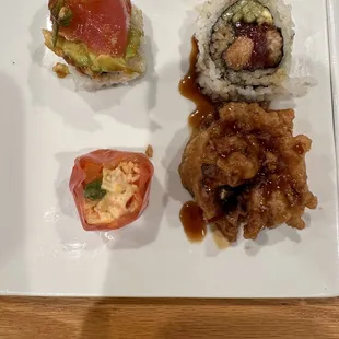 Sushi sampler