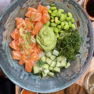 Salmon poke bowl