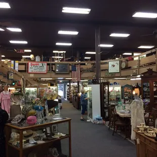 Overview of the shop