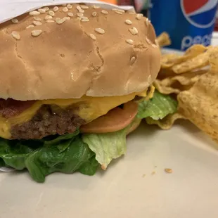 Bacon cheeseburger