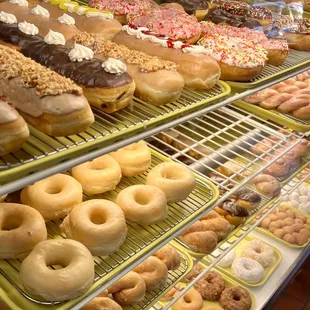 Midtown Donuts