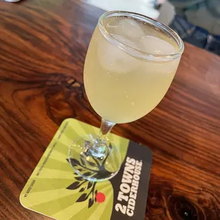 Craftwell peach mojito hard apple wine cocktail lol 10.5%