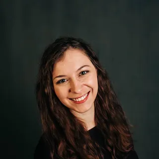 Elyse Z.