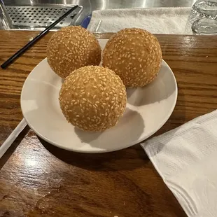Sesame buns