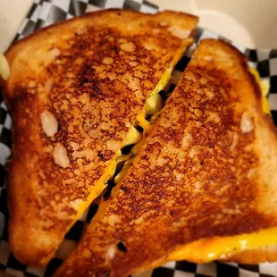 Atrichoke Grilled cheese on Gluten-free bread
