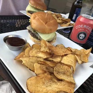 Single burger and chips