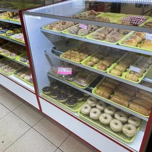 Display case savory