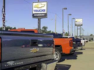 Midway Motors Chevrolet McPherson