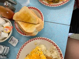 Broadway Diner