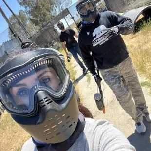 Heading in to shot some paintballs!!!!