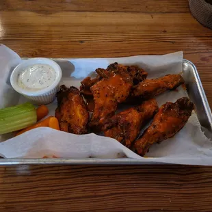 chicken wings and fried chicken, bbq chicken, bbq wings, chicken, chicken wings, fried chicken, poultry, food, fried chicken wings