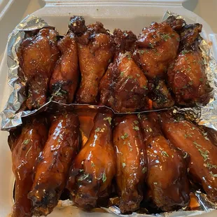 12 Piece Wings honey hot and BBQ