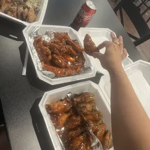 garlic parmesan, honey hot tenders, lemon pepper, mango habanero, midwest bbq sauce