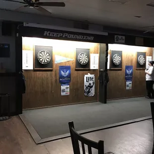 darts and darts on the wall