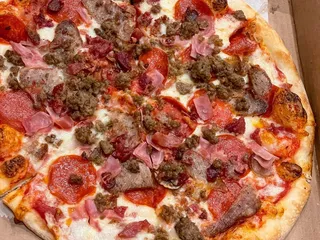 Primo Pizza