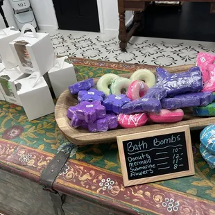 Bath bombs