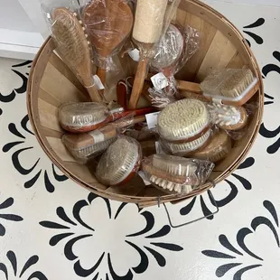 Body brushes
