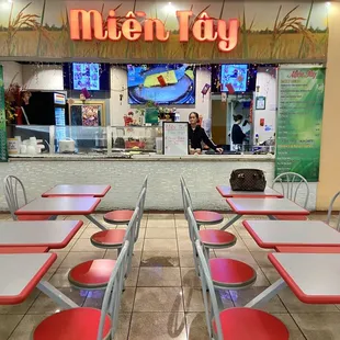 sushi and sashimi, interior