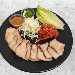 NEW KOREAN TAPAS MENU! 
* MINI BOSSAM (12 HOURS SOUS VIDE PORK W/ LETTEUS AND VEGGIE WRAP