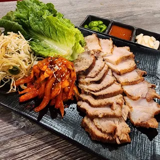 Sous Vide Pork w/Lettuce Wraps