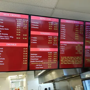 Mighty Wings Fortune Rd., 1st visit, dine in available. Hope they taste as good as the 1st Mighty Wings, on 192.