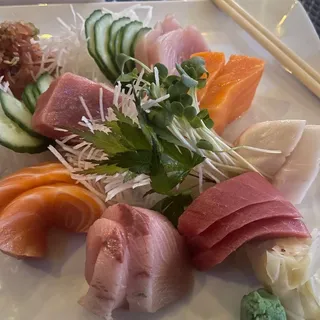 Sashimi Dinner B