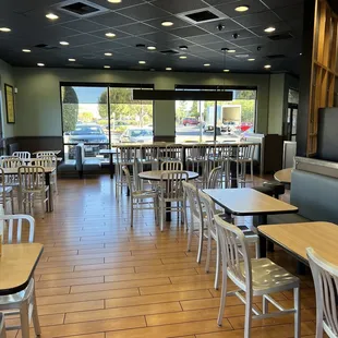 Very clean seating area