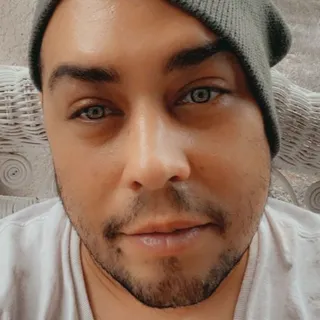 Xavier R.