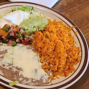 a plate of mexican food